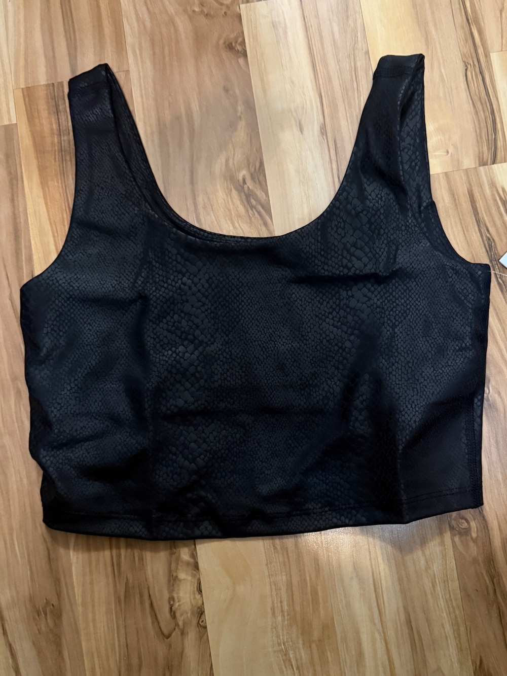 Beyond Yoga Black Scoop Neck Crop Bralette with Subtle Snake Texture